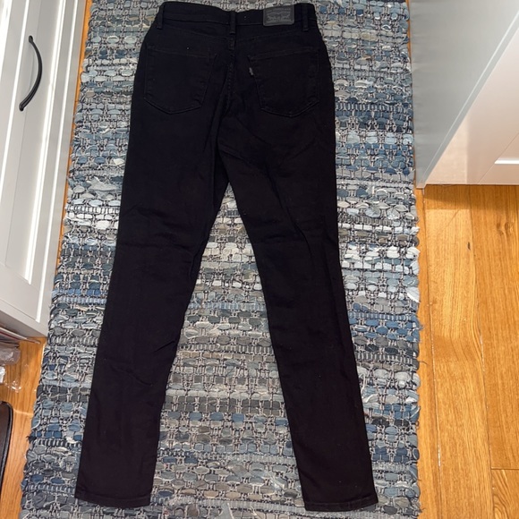 Levi’s 721 distressed high rise skinny jeans - Picture 4 of 5